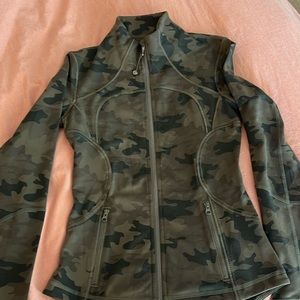 Lululemon define jacket in camo
